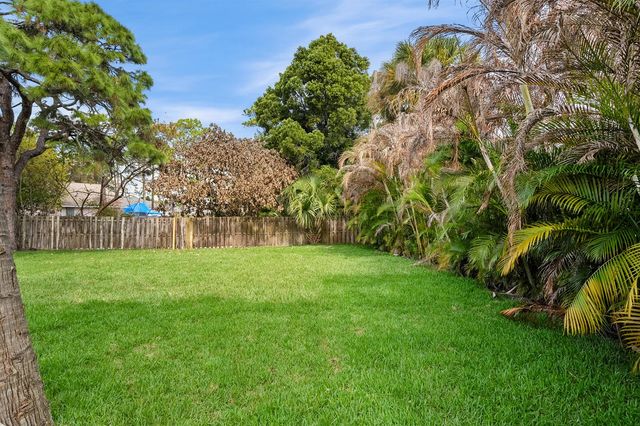 1250 SW Carl Metz Lane, Palm City, FL 34990