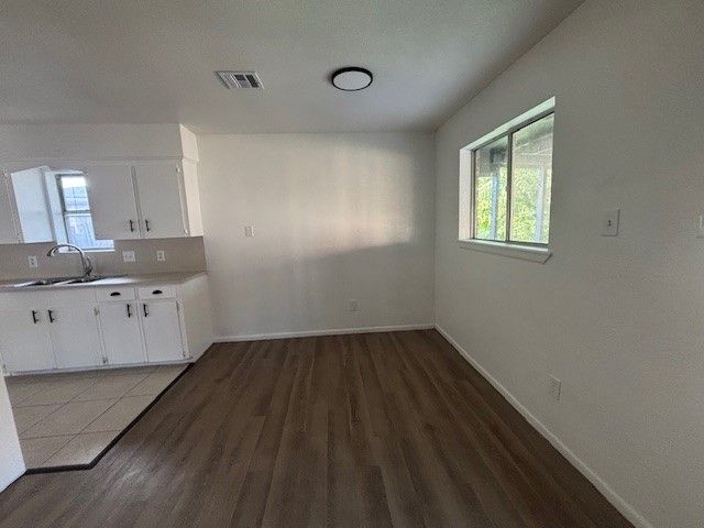 1902 Falcon Dr, Portland, TX 78374