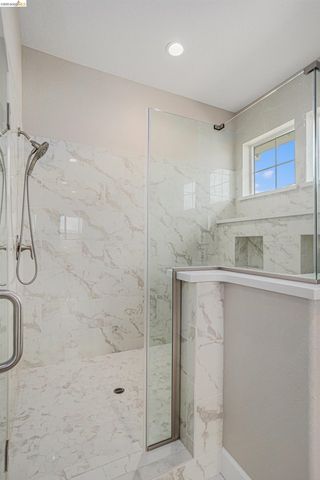 5010 Neroly Rd, Oakley, CA 94561