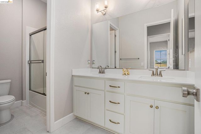 5010 Neroly Rd, Oakley, CA 94561