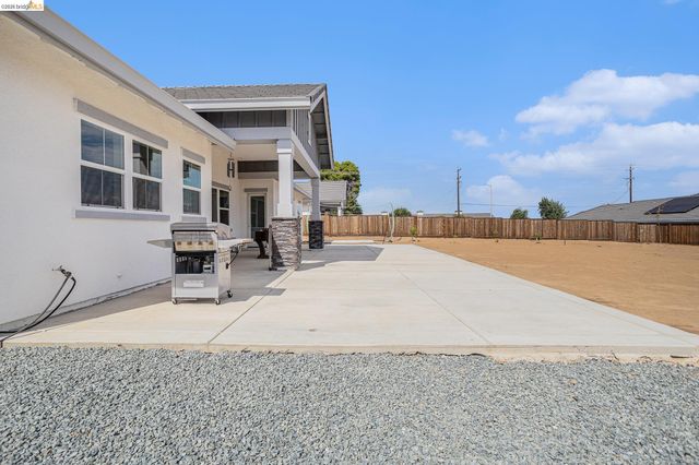 5010 Neroly Rd, Oakley, CA 94561