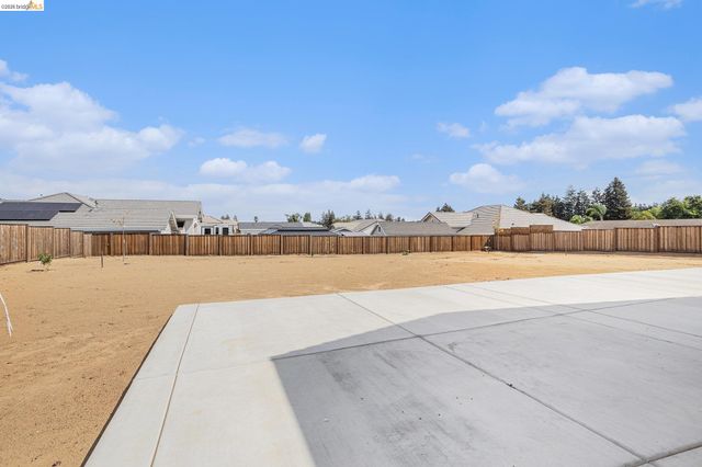 5010 Neroly Rd, Oakley, CA 94561
