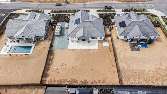 5010 Neroly Rd, Oakley, CA 94561