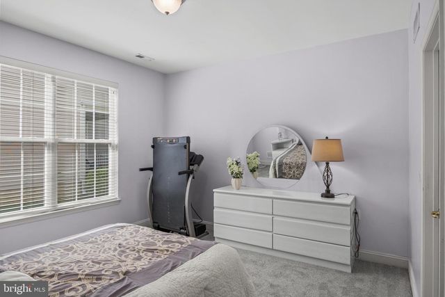 33 HIBISCUS DR, Marlton, NJ 08053