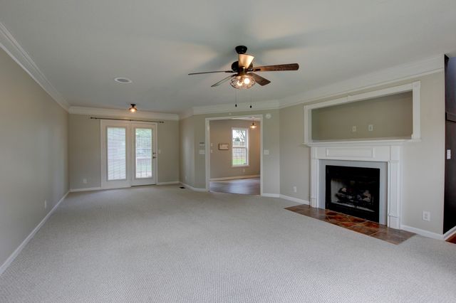 2478 Hattington Dr, Clarksville, TN 37042