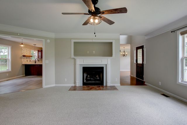 2478 Hattington Dr, Clarksville, TN 37042