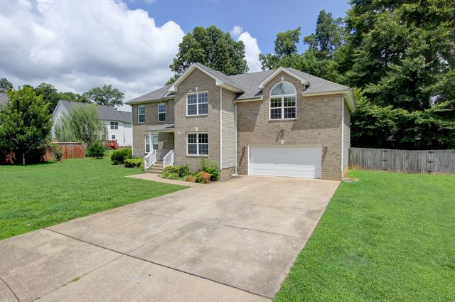 2478 Hattington Dr, Clarksville, TN 37042