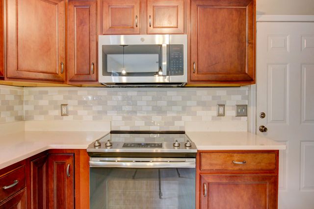 2478 Hattington Dr, Clarksville, TN 37042