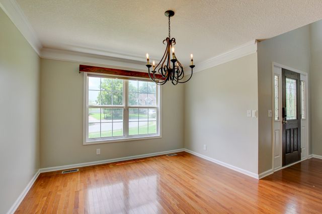 2478 Hattington Dr, Clarksville, TN 37042