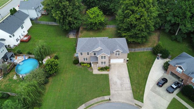 2478 Hattington Dr, Clarksville, TN 37042
