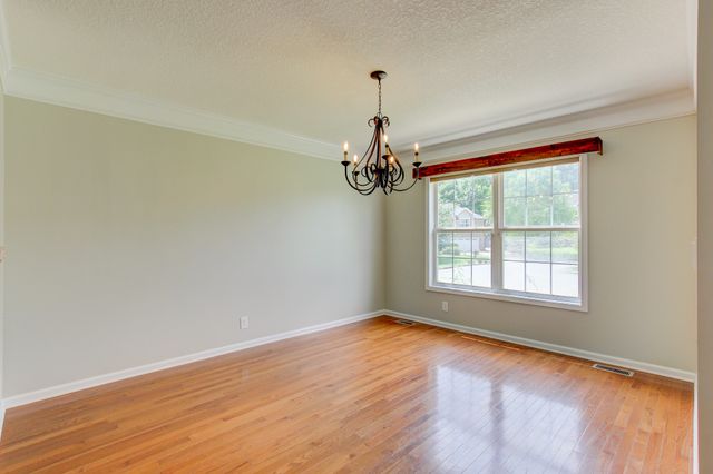 2478 Hattington Dr, Clarksville, TN 37042