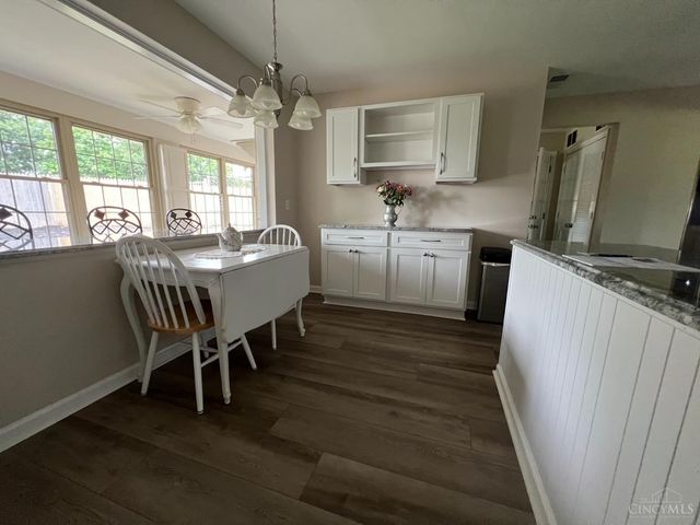 8575 Kentland Court, Amberley, OH 45236