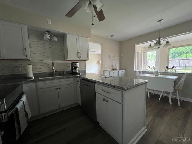 8575 Kentland Court, Amberley, OH 45236