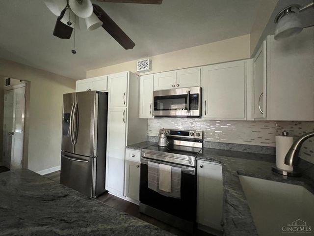 8575 Kentland Court, Amberley, OH 45236