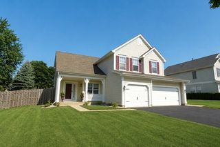 1778 Kennsington Lane, Crystal Lake, IL 60014