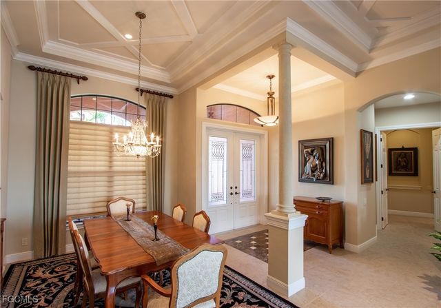 447 Avalon DR, Cape Coral, FL 33904