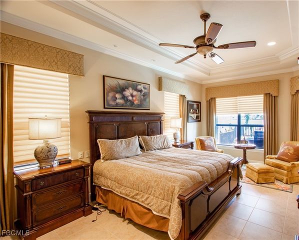 447 Avalon DR, Cape Coral, FL 33904