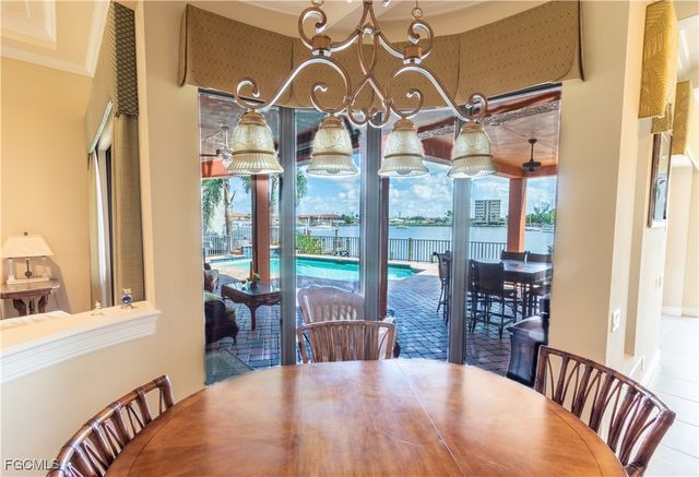 447 Avalon DR, Cape Coral, FL 33904