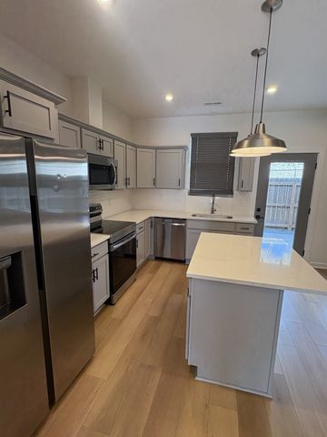 609 Wallace Ct, Nashville, TN 37211