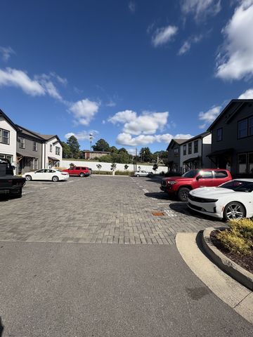 609 Wallace Ct, Nashville, TN 37211