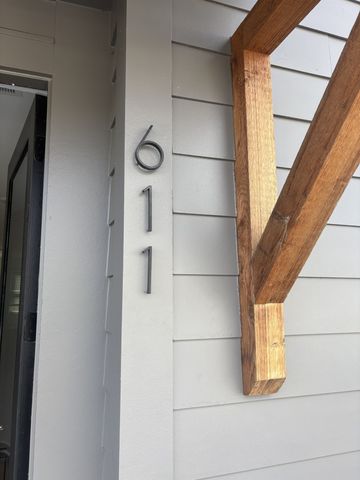 609 Wallace Ct, Nashville, TN 37211