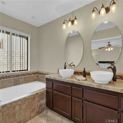 12790 Amberwood, Victorville, CA 92395