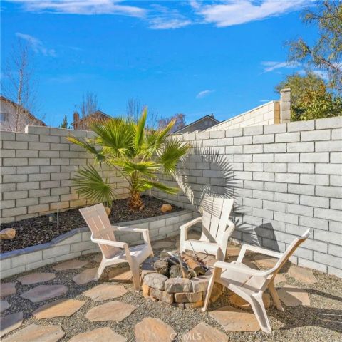 12790 Amberwood, Victorville, CA 92395