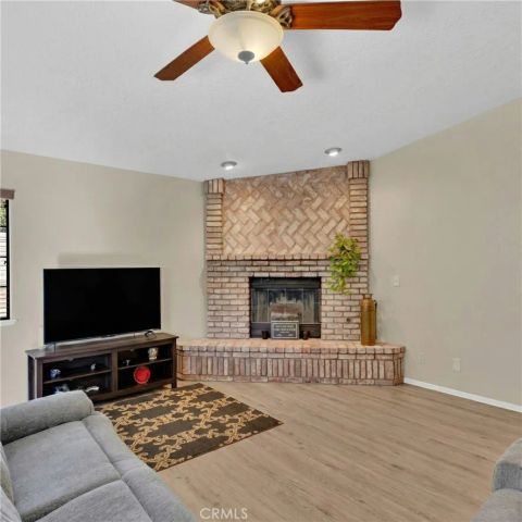 12790 Amberwood, Victorville, CA 92395