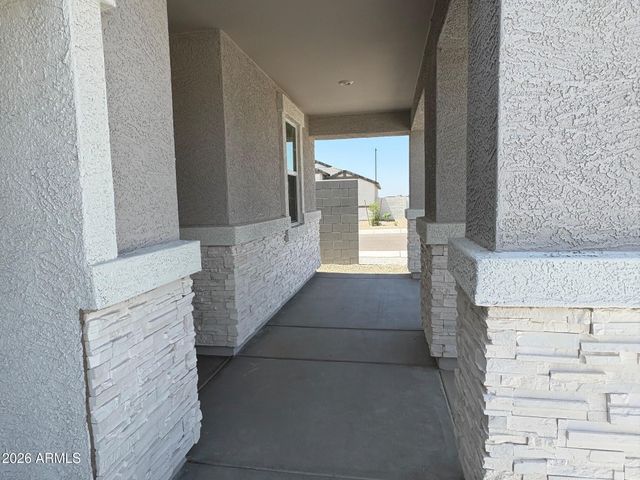 26253 W HASAN Drive, Buckeye, AZ 85326