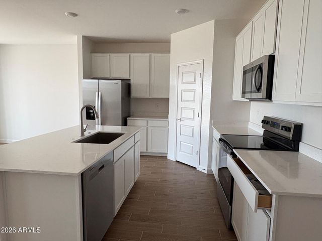 26253 W HASAN Drive, Buckeye, AZ 85326