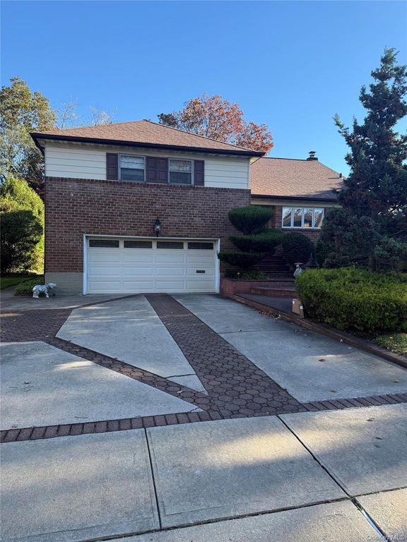 606 Blair Drive, Westbury, NY 11590