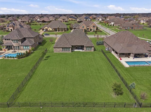 804 Moses Drive, Heath, TX 75032