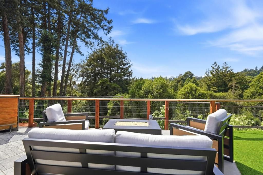 Image 28 of property listing at 205 Siesta Drive, Aptos, CA 95003