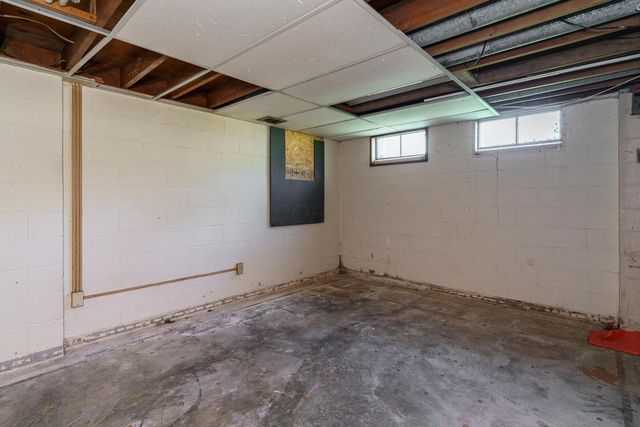 1084 Northfield Place S, Reynoldsburg, OH 43068