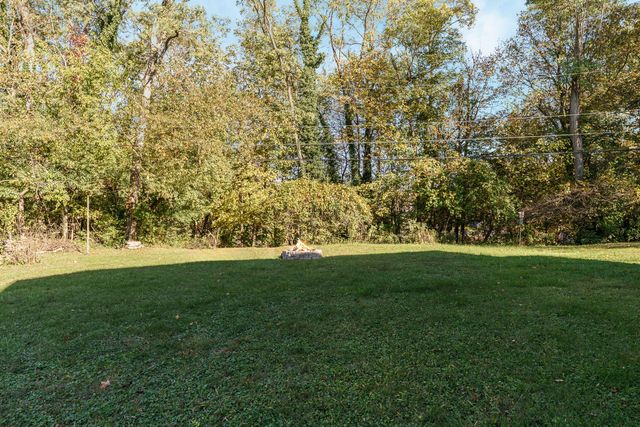 1084 Northfield Place S, Reynoldsburg, OH 43068