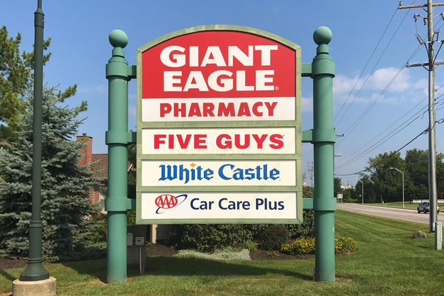 1084 Northfield Place S, Reynoldsburg, OH 43068