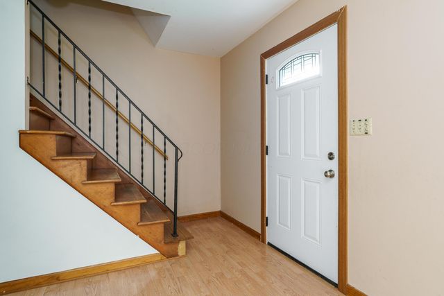 1084 Northfield Place S, Reynoldsburg, OH 43068