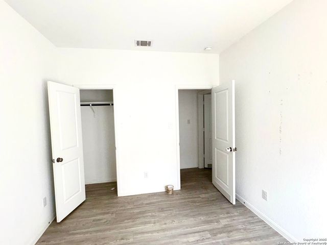 9134 Landa Falls, San Antonio, TX 78254