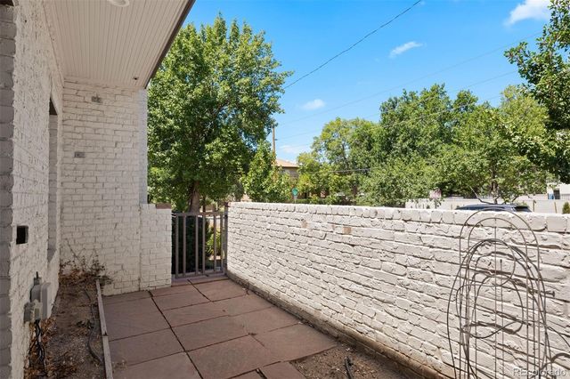 290 Madison Street, Denver, CO 80206