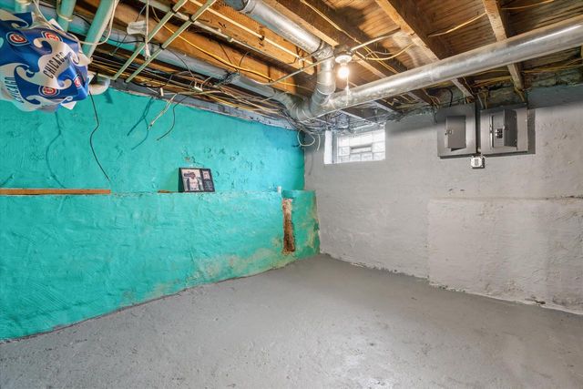 2636 W Hayes AVENUE, Milwaukee, WI 53215