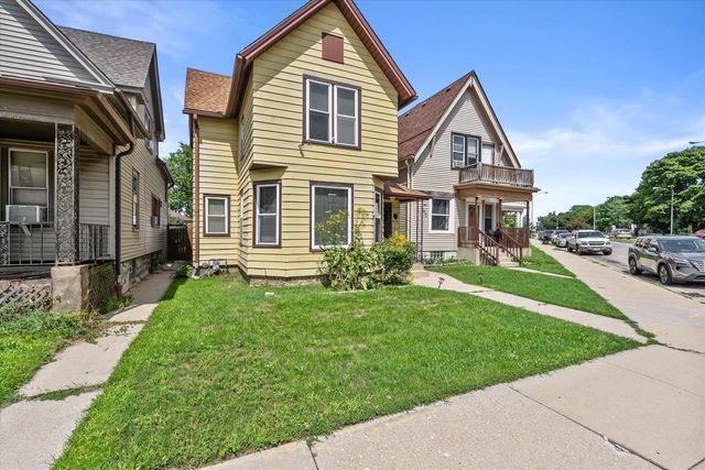 2636 W Hayes AVENUE, Milwaukee, WI 53215