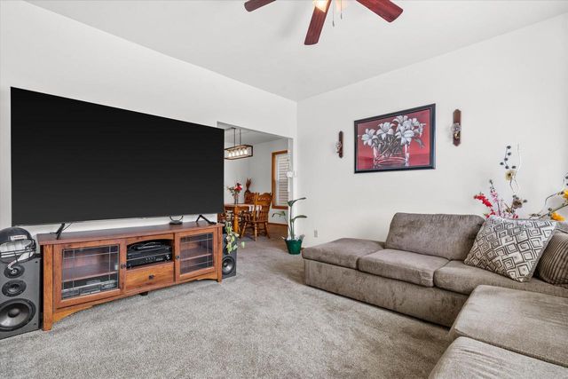 2636 W Hayes AVENUE, Milwaukee, WI 53215
