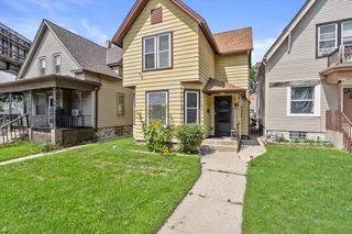 2636 W Hayes AVENUE, Milwaukee, WI 53215