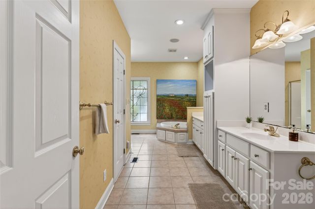 1209 S South Street, Gastonia, NC 28052