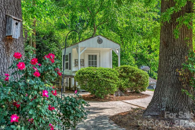1209 S South Street, Gastonia, NC 28052