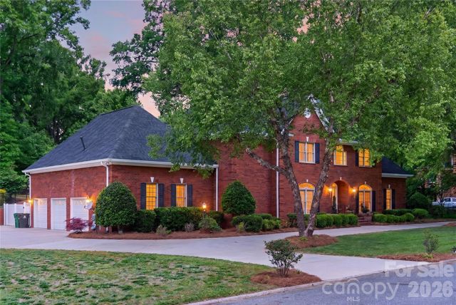 1209 S South Street, Gastonia, NC 28052