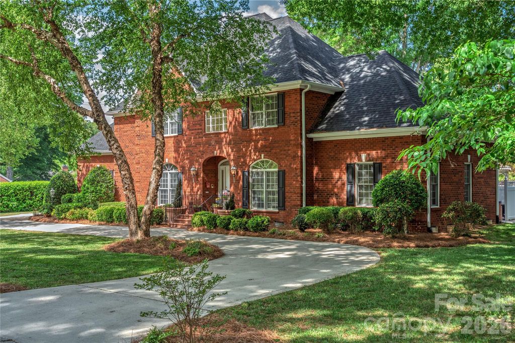 1209 S South Street, Gastonia, NC 28052