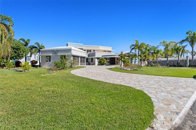 10 URB MIRADOR DEL CIELO, Isabela, PR 00662