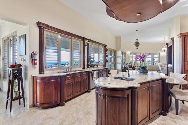 10 URB MIRADOR DEL CIELO, Isabela, PR 00662