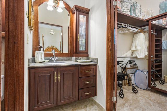 10 URB MIRADOR DEL CIELO, Isabela, PR 00662